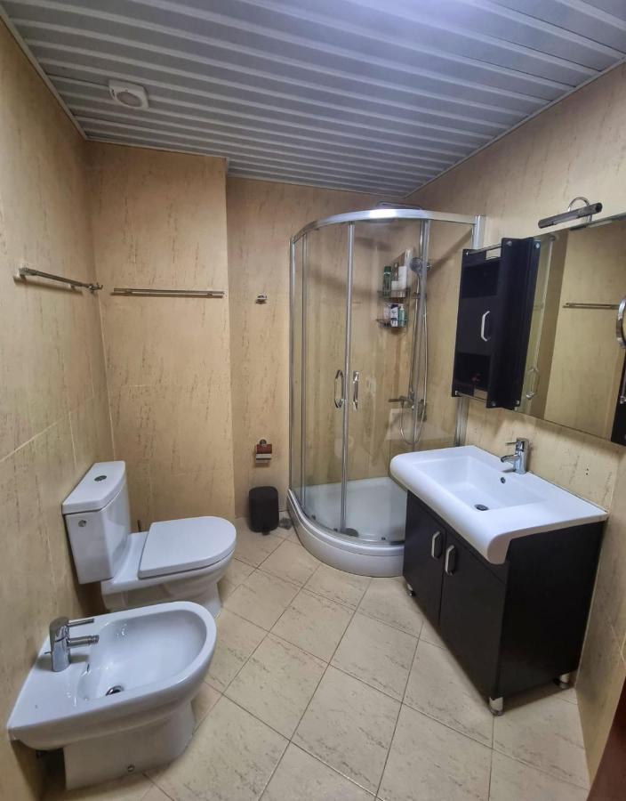 Baby Blue Apartments بار المظهر الخارجي الصورة